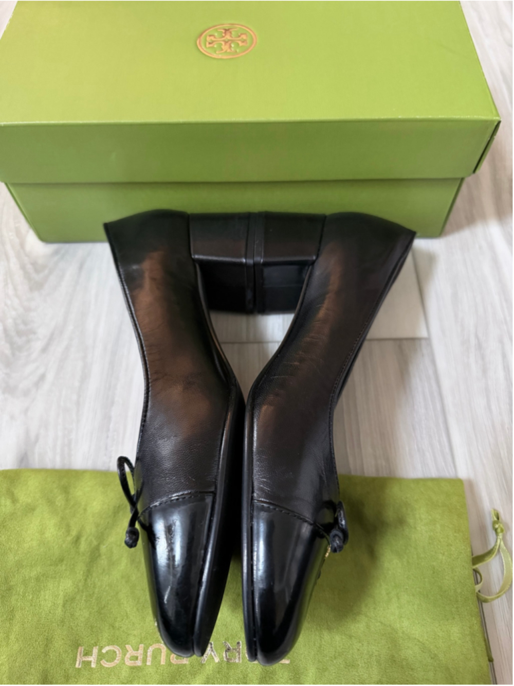 Tory Burch Cap Toe Pumps Black Leather Patent Bow Block Heel Women Size 8 NIB - Picture 7 of 11